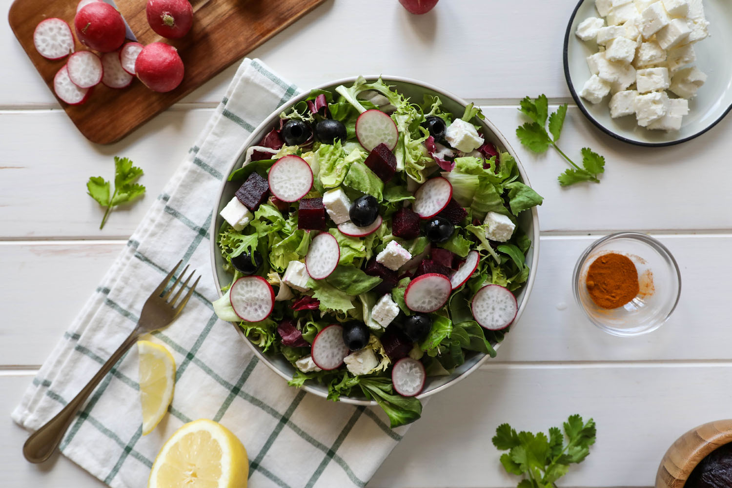 Cómo hacer una receta de Ensalada griega