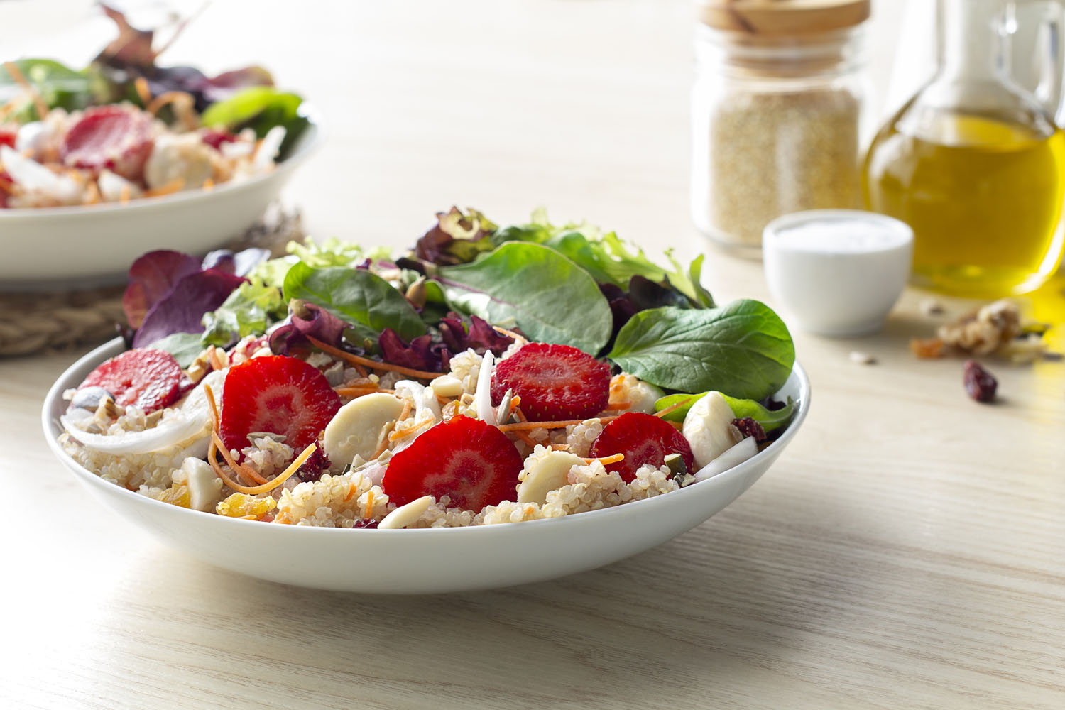 Cómo hacer una receta de Ensalada de quinoa y fresas