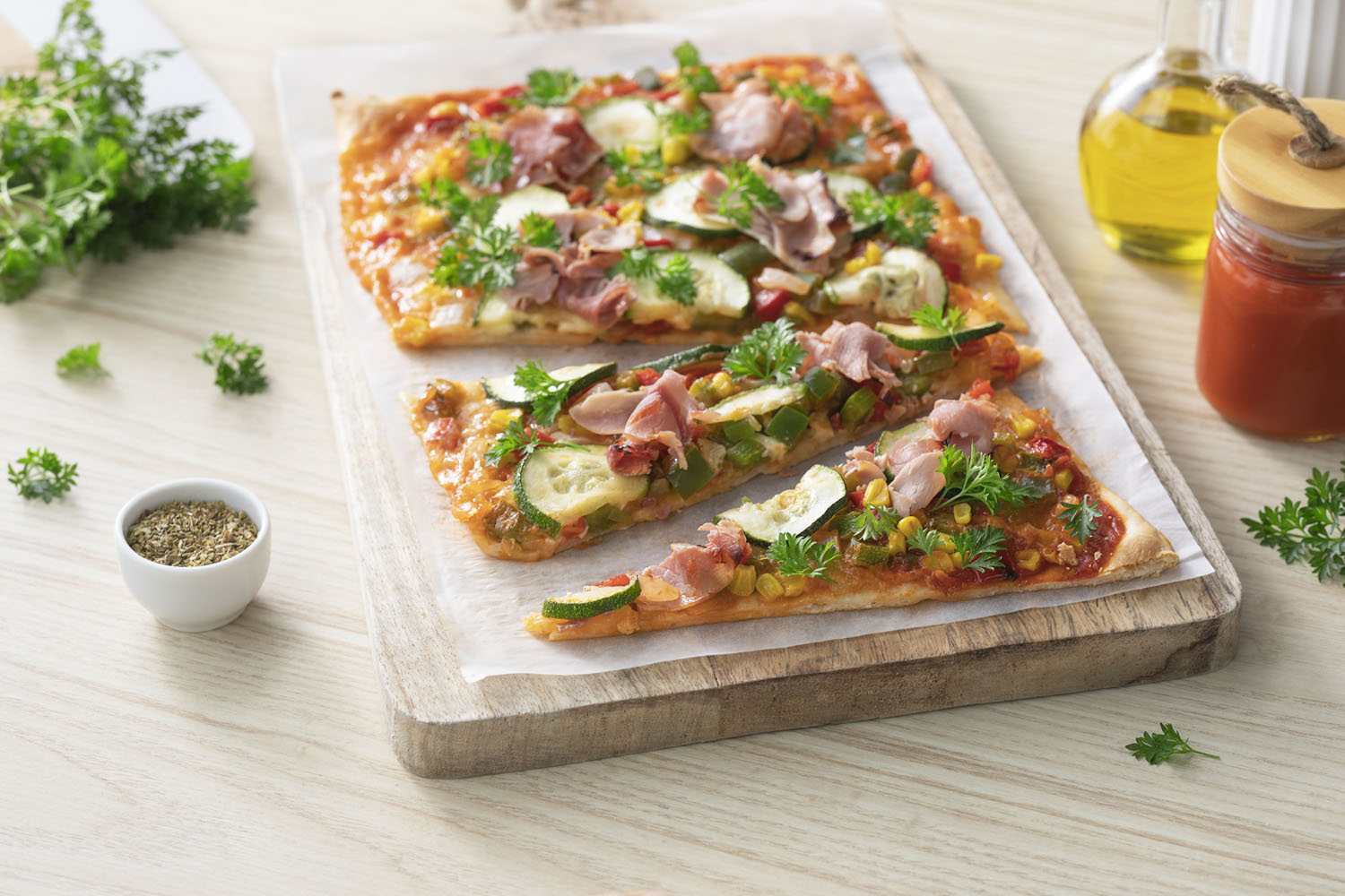 Cómo hacer una receta de Pizza vegetal con jamón cocido