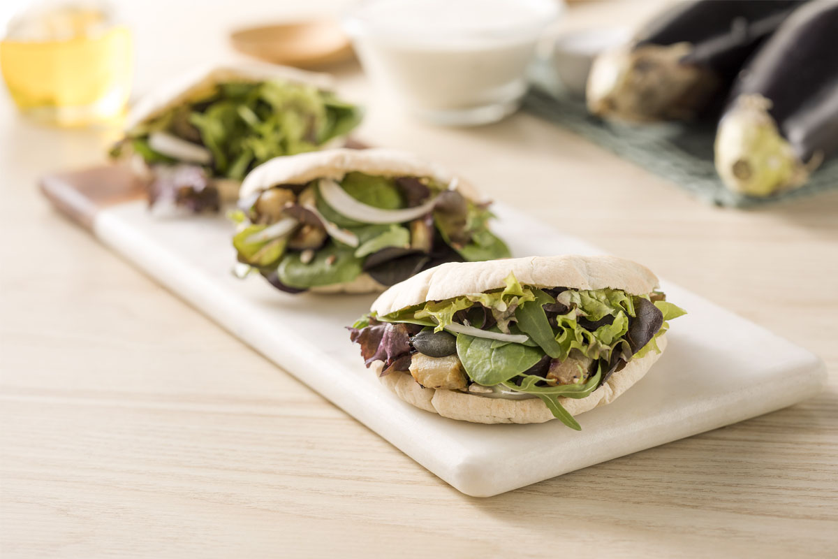 Cómo hacer una receta de Pan de pita relleno