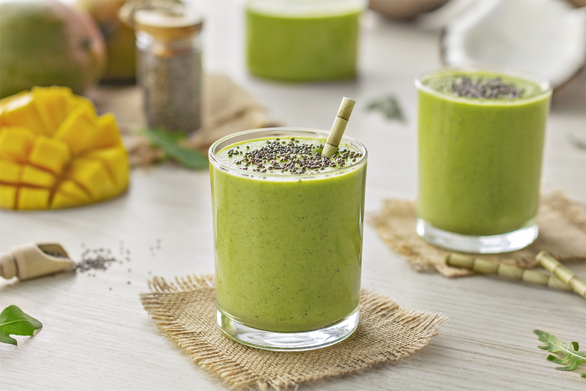 Cómo hacer una receta de Batido de rúcula y coco