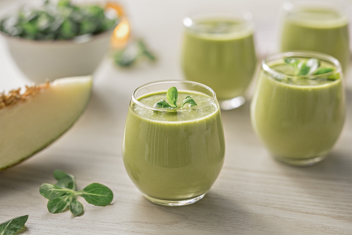 Cómo hacer una receta de Gazpacho de canónigos y melón