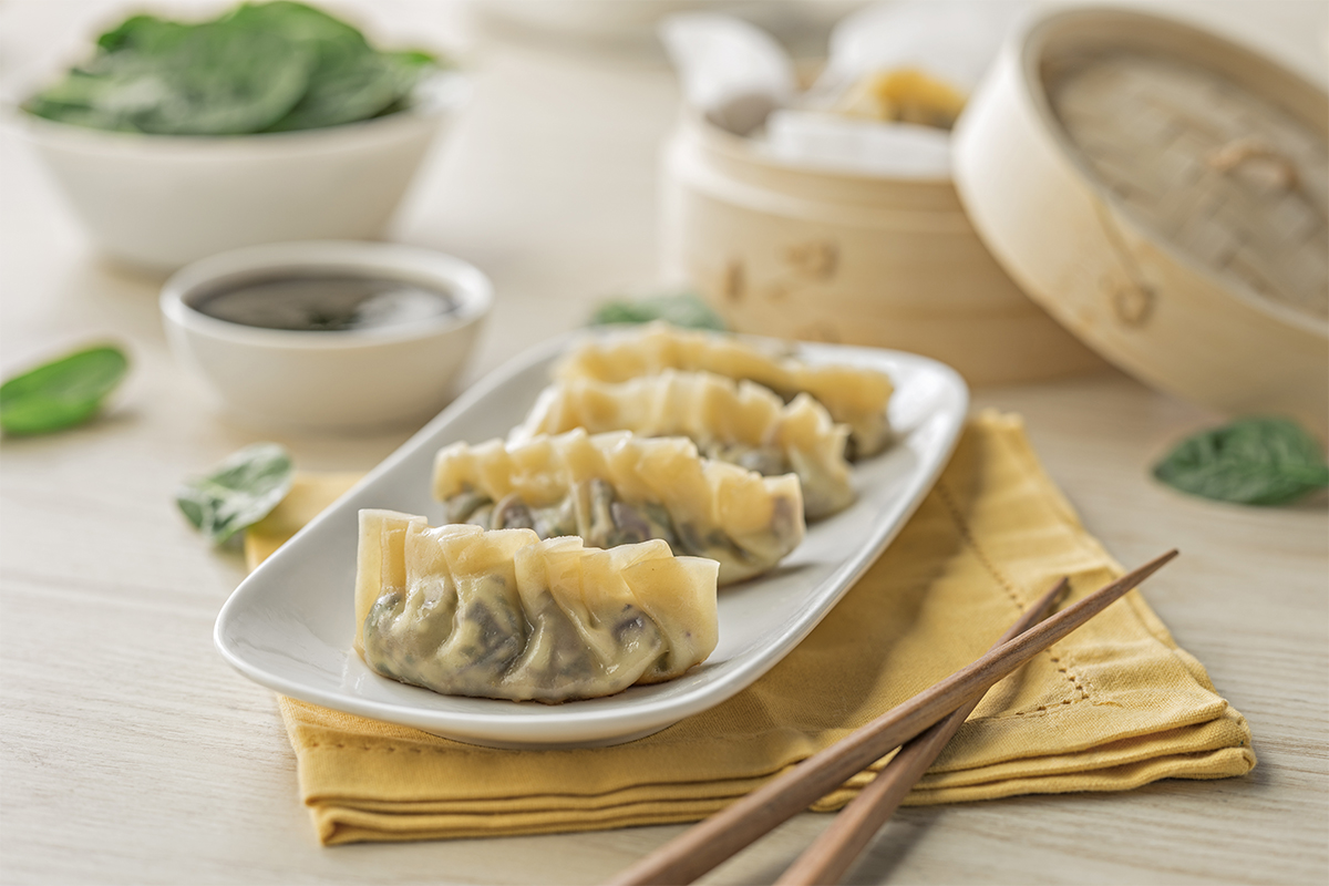 Cómo hacer una receta de Dumplings chinos de espinacas